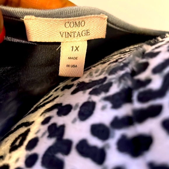 Tie Dye women’s top - plus size 2X - Blue & White - Super soft fabric 💙🤍 - Picture 5 of 6